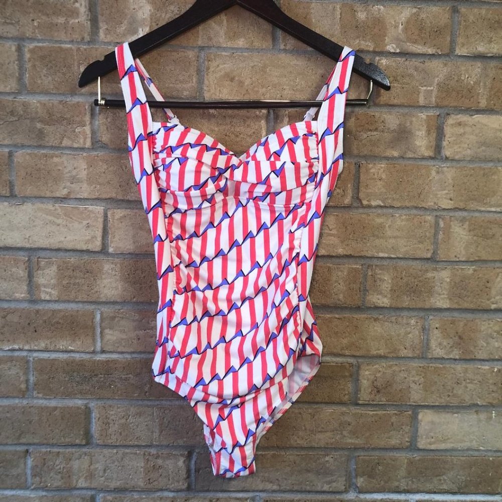 NEW Romenza Targa One Piece Swimsuit Size Medium (6) Adjustable Straps